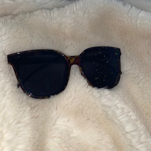 lucy oversized sunglasses